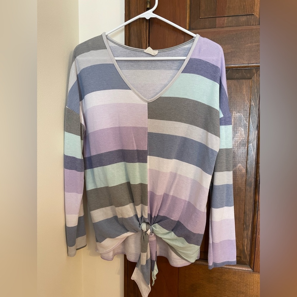 143 Story - long sleeve shirt - Small